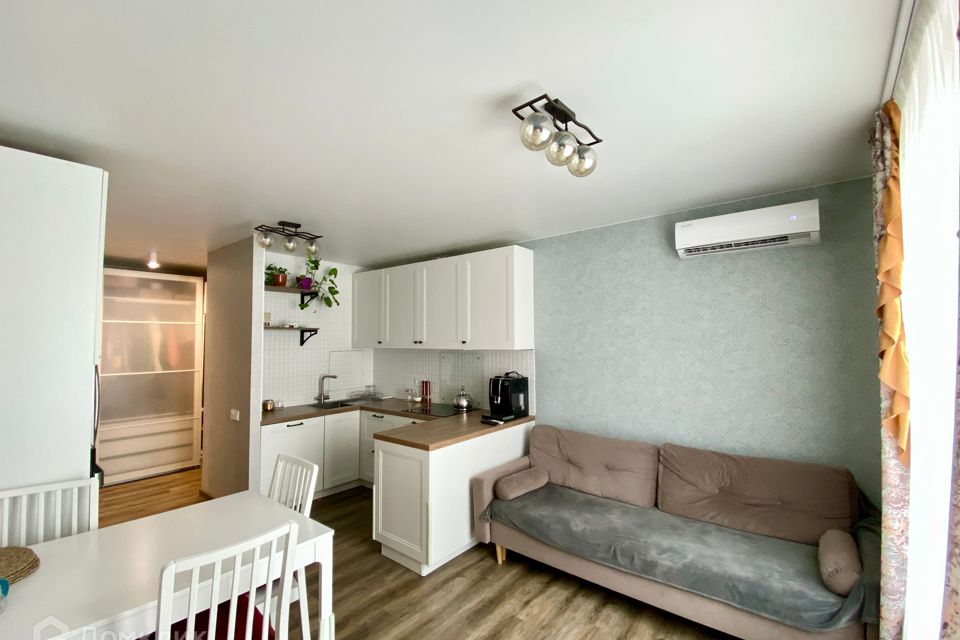 Продаётся 2-комнатная квартира, 62 м²