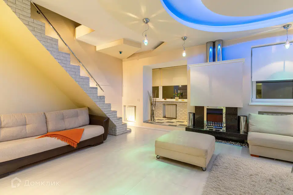 Продаётся 4-комнатная квартира, 155 м²