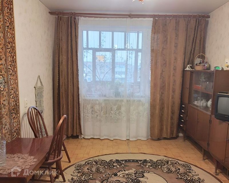 Продаётся 4-комнатная квартира, 78 м²