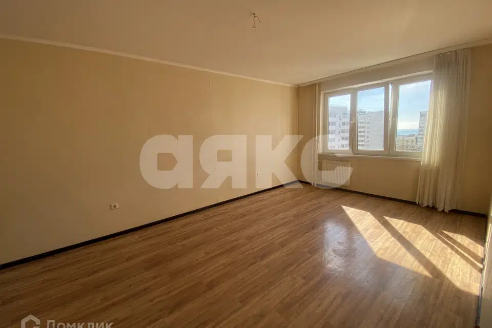 Продаётся 1-комнатная квартира, 37.5 м²