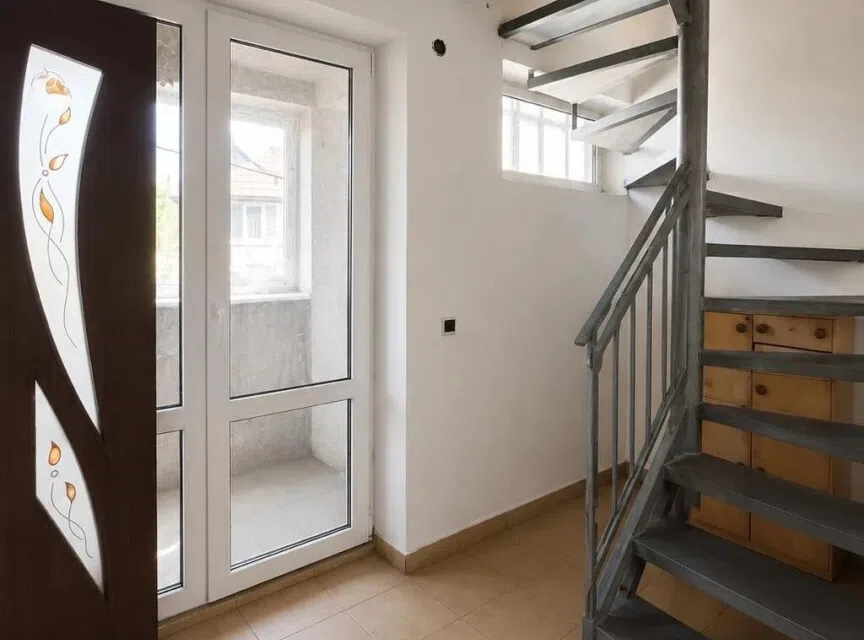 Продаётся 4-комнатная квартира, 106.9 м²