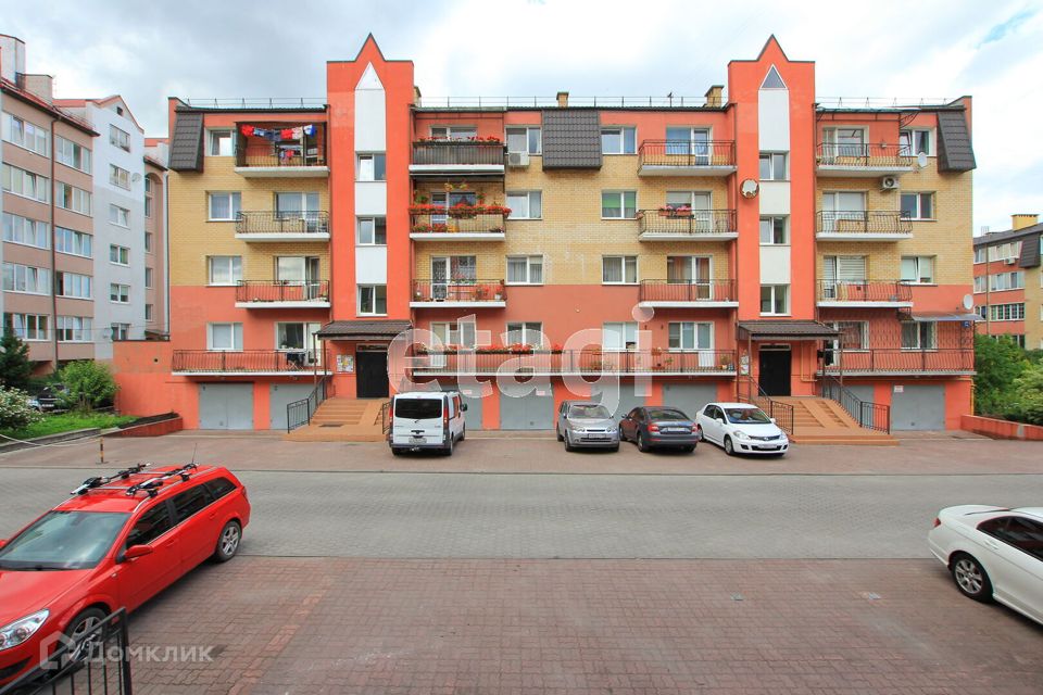 Продаётся 2-комнатная квартира, 70 м²