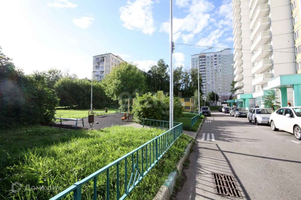 Продаётся 1-комнатная квартира, 38.3 м²