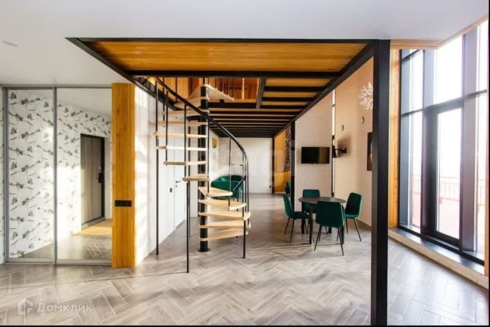Сдаётся студия, 79.8 м²