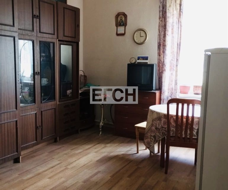 Продаётся 4-комнатная квартира, 86 м²