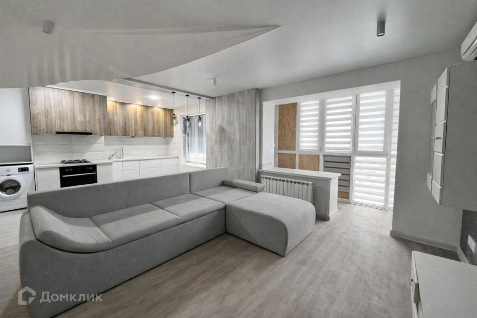 Продаётся 3-комнатная квартира, 64.1 м²