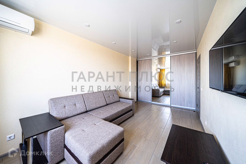 Сдаётся 1-комнатная квартира, 42 м²