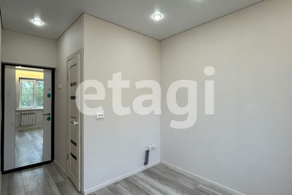 Продаётся комната в 1-комн. квартире, 11.4 м²