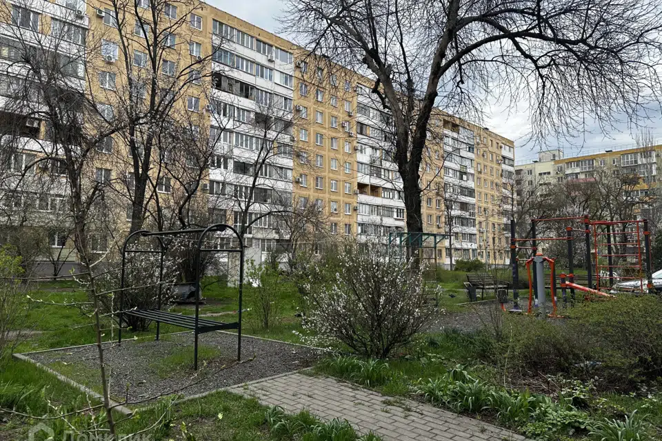 Продаётся 1-комнатная квартира, 32 м²