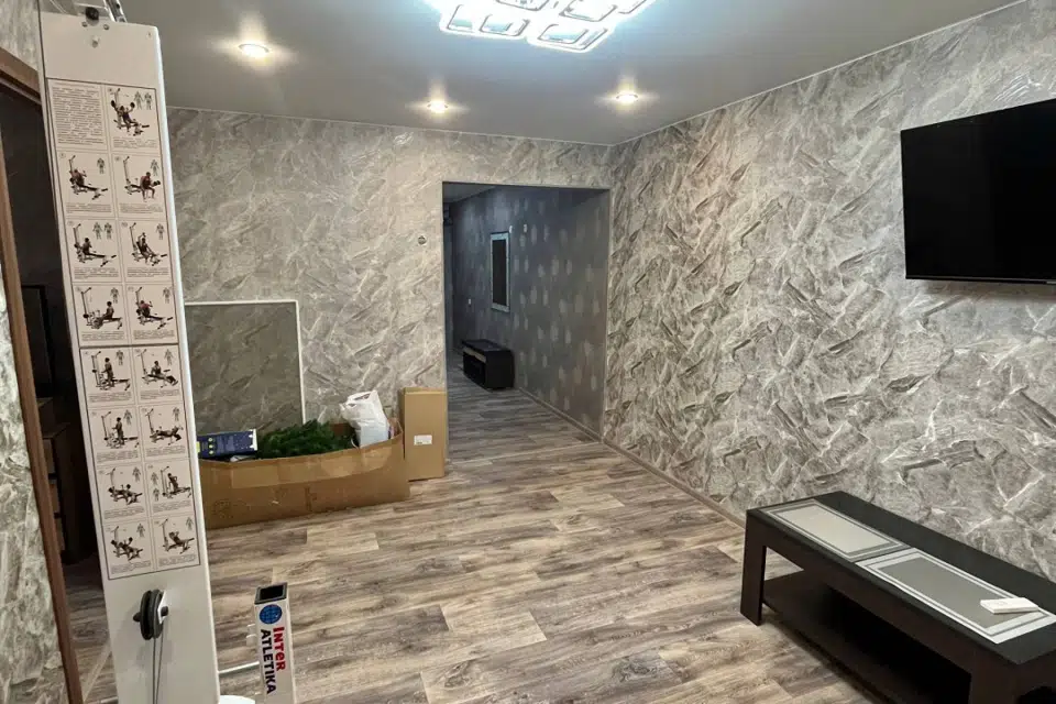 Продаётся 3-комнатная квартира, 60 м²