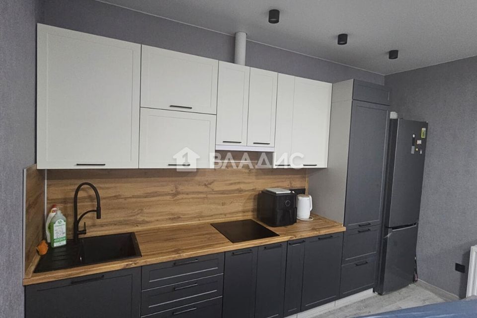 Продаётся 2-комнатная квартира, 56.8 м²