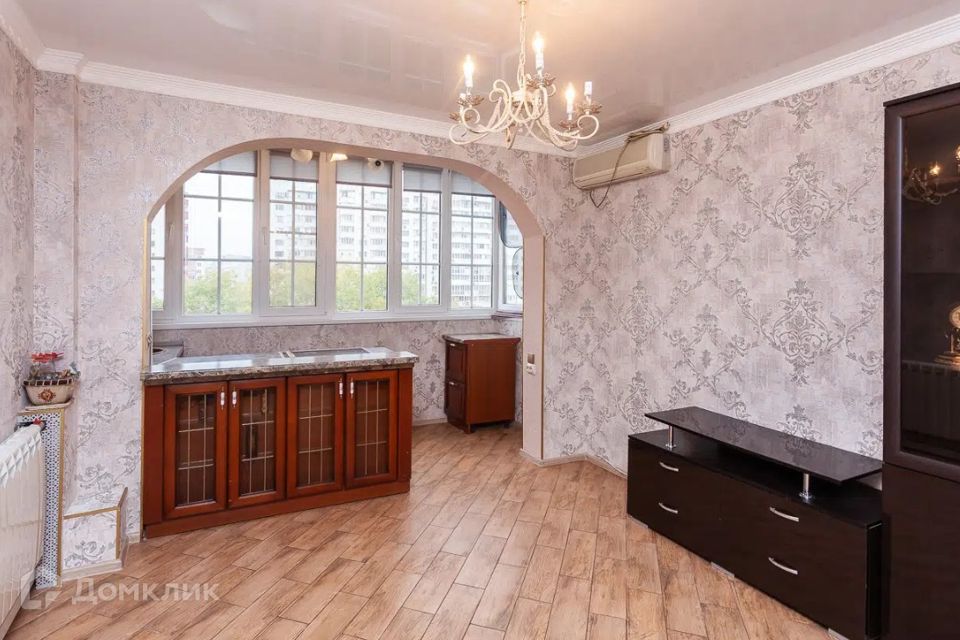 Продаётся 2-комнатная квартира, 59.6 м²