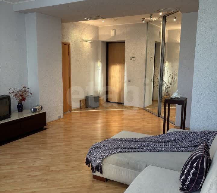 Сдаётся 3-комнатная квартира, 77 м²