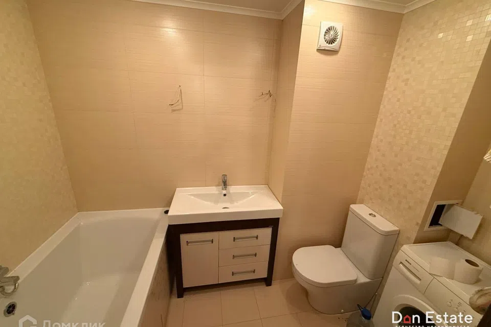 Продаётся 3-комнатная квартира, 65 м²