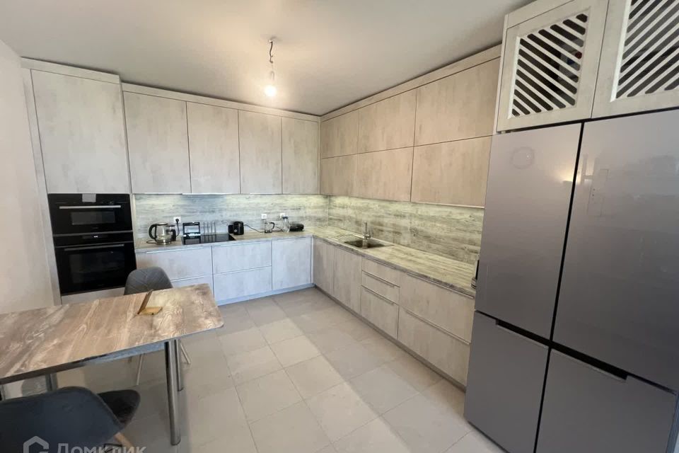Сдаётся 3-комнатная квартира, 90 м²