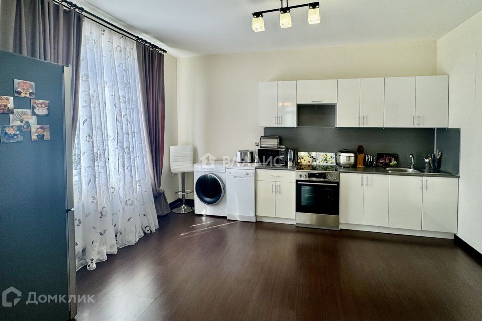 Продаётся 3-комнатная квартира, 72.2 м²