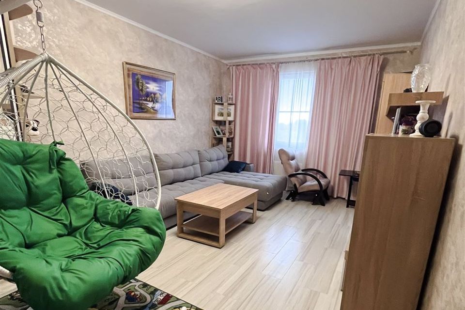 Продаётся 2-комнатная квартира, 64.4 м²