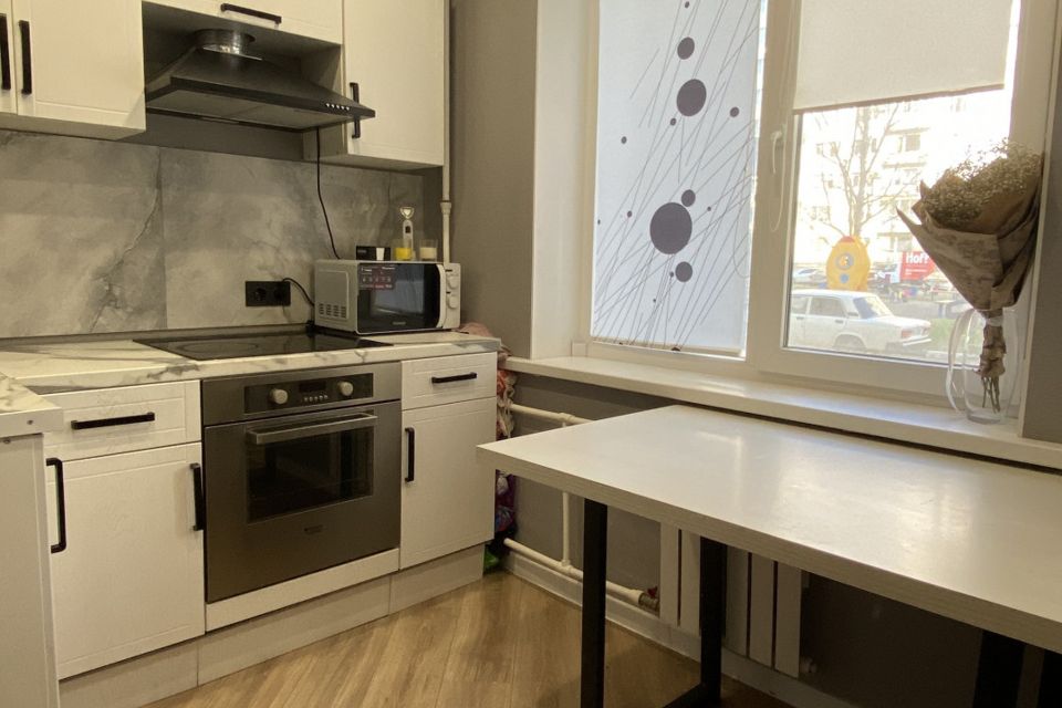 Продаётся 1-комнатная квартира, 32 м²