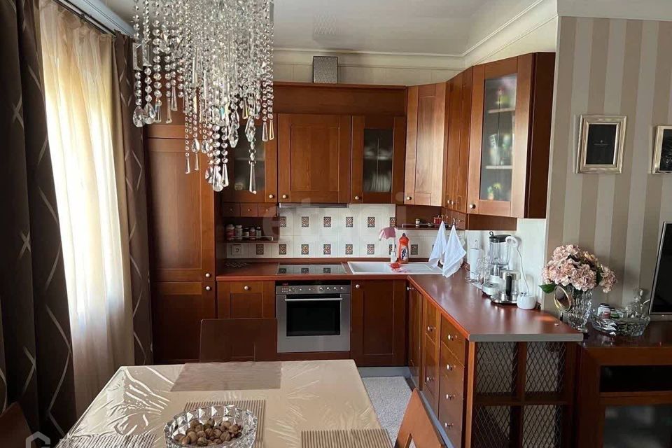 Продаётся 4-комнатная квартира, 86.7 м²