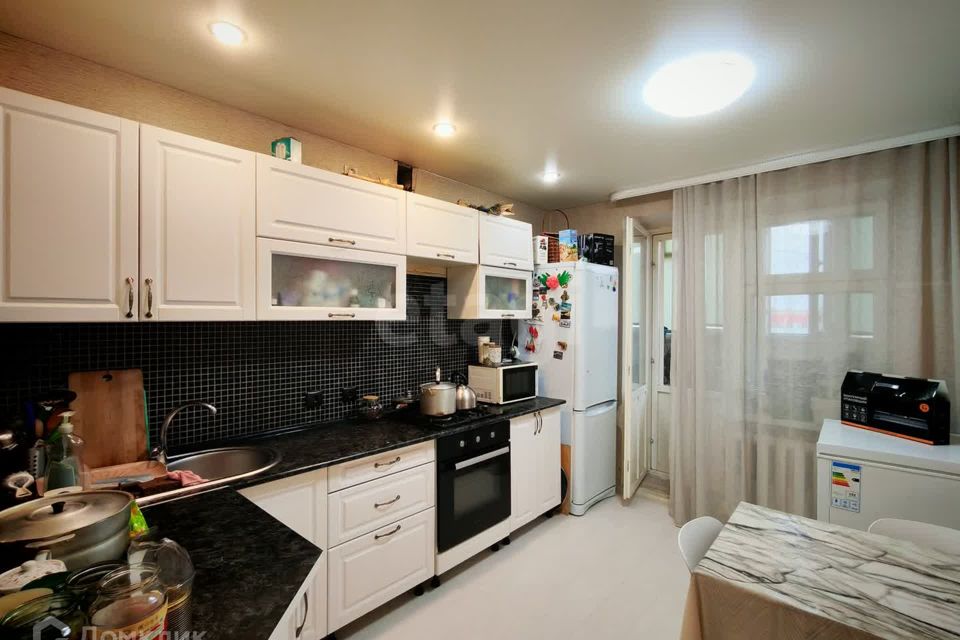 Продаётся 1-комнатная квартира, 42.6 м²