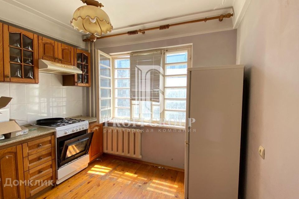Продаётся 5-комнатная квартира, 107 м²