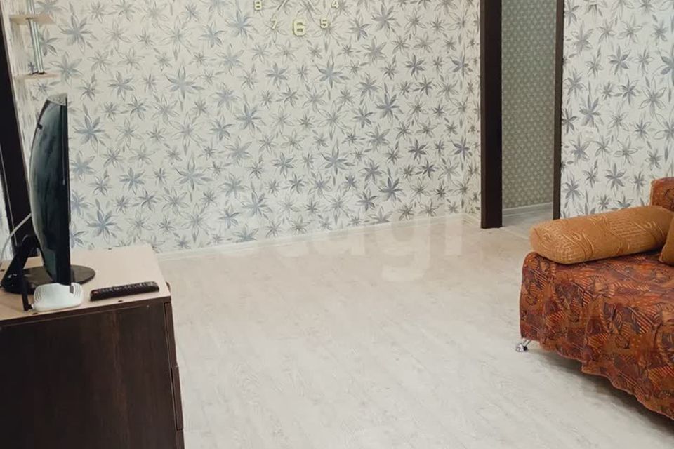 Продаётся 3-комнатная квартира, 48.5 м²
