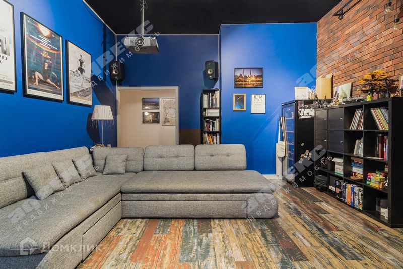 Продаётся 3-комнатная квартира, 107.5 м²