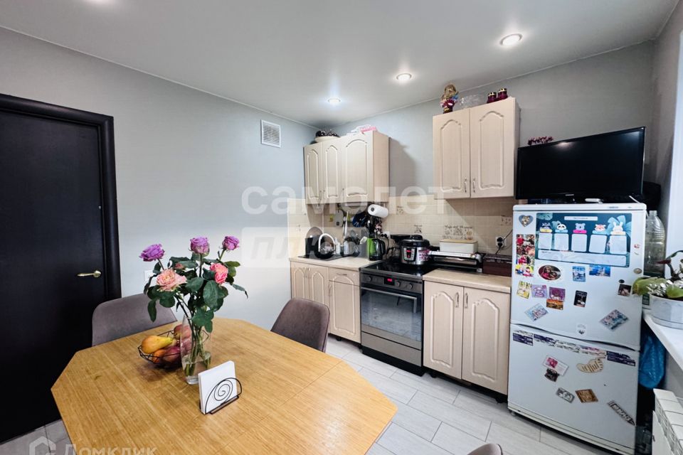 Продаётся 1-комнатная квартира, 37.3 м²