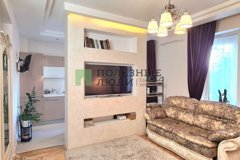 Продаётся 1-комнатная квартира, 39.8 м²
