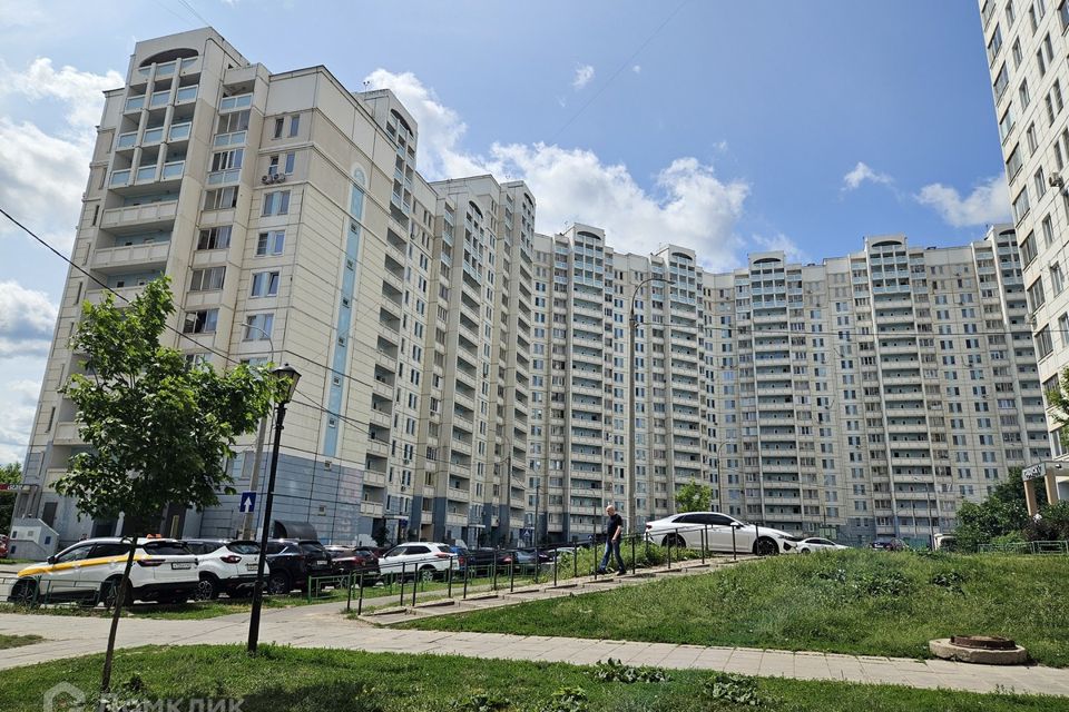 Продаётся 3-комнатная квартира, 70.3 м²