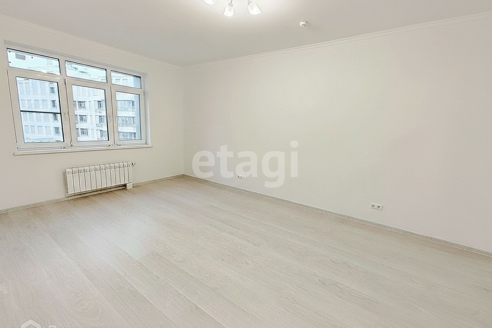 Продаётся 1-комнатная квартира, 43 м²