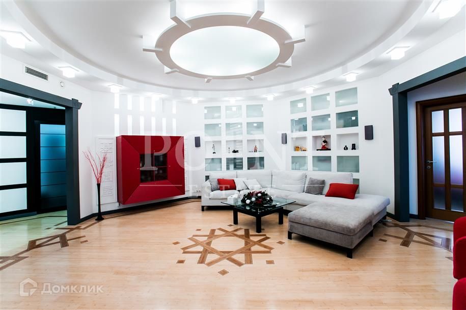 Сдаётся 3-комнатная квартира, 130 м²