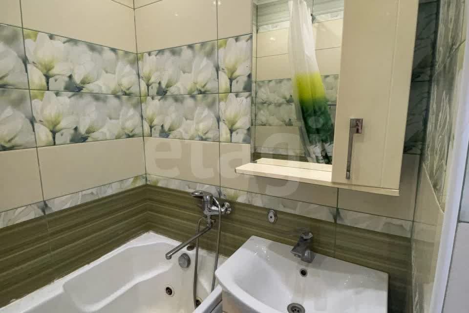 Продаётся 2-комнатная квартира, 60 м²
