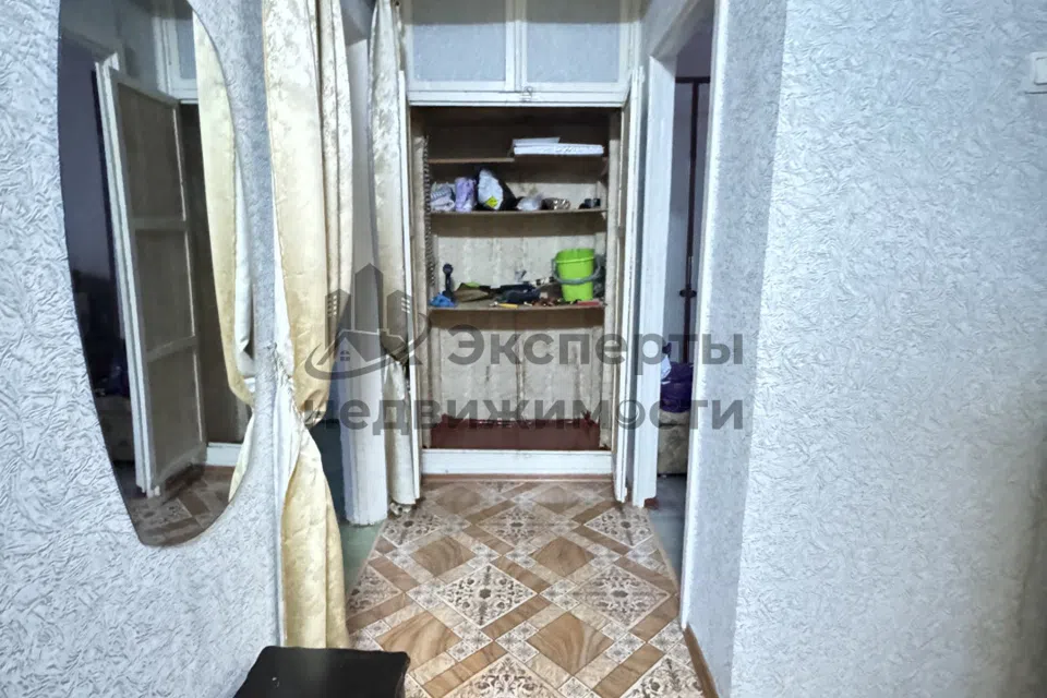 Продаётся 3-комнатная квартира, 53.7 м²