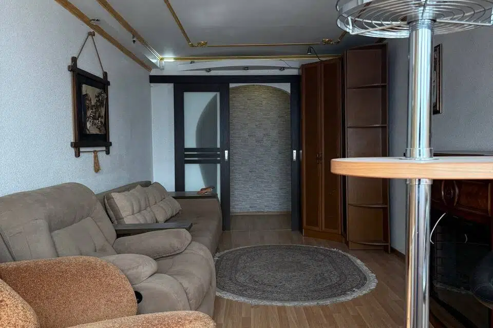 Продаётся 3-комнатная квартира, 70.6 м²