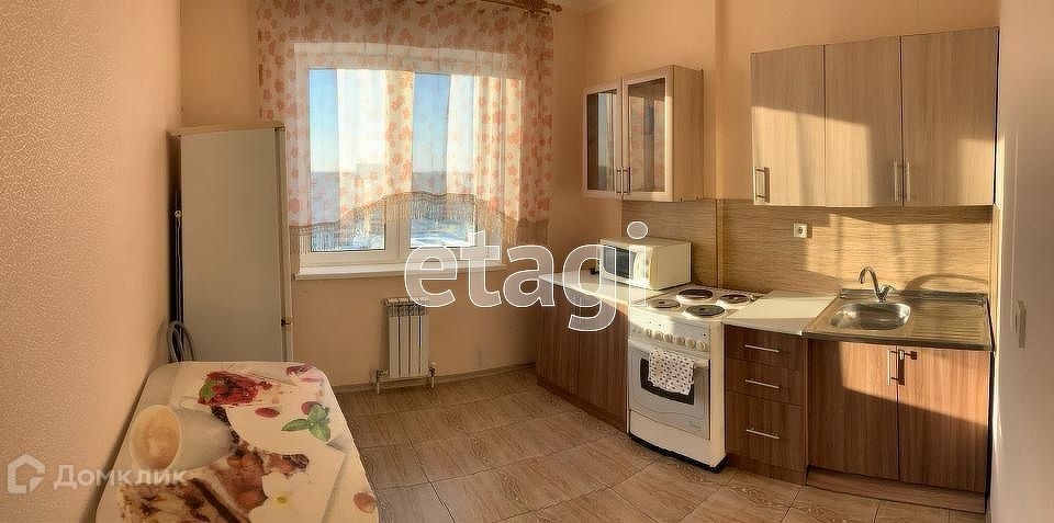 Сдаётся 1-комнатная квартира, 38 м²