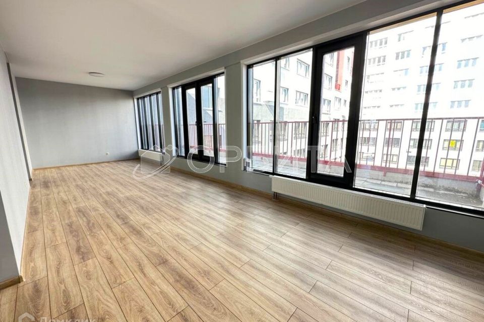 Продаётся 3-комнатная квартира, 103 м²
