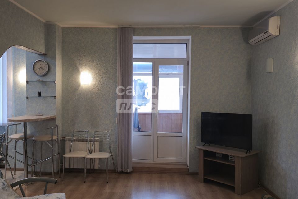 Продаётся 2-комнатная квартира, 55.5 м²