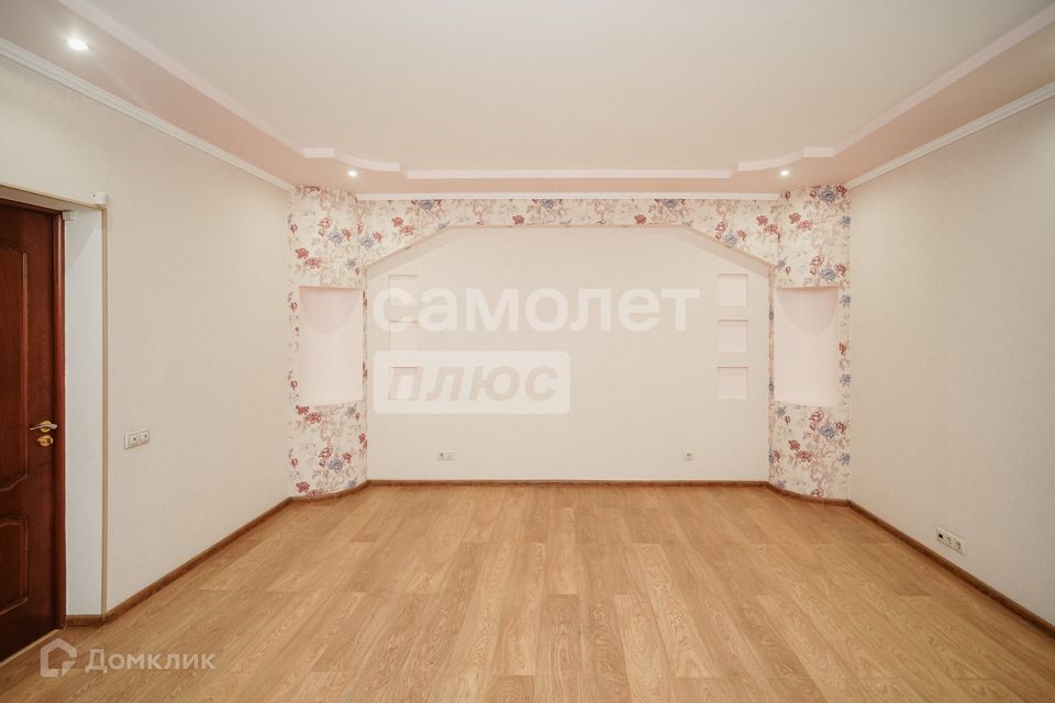Продаётся 2-комнатная квартира, 76.4 м²