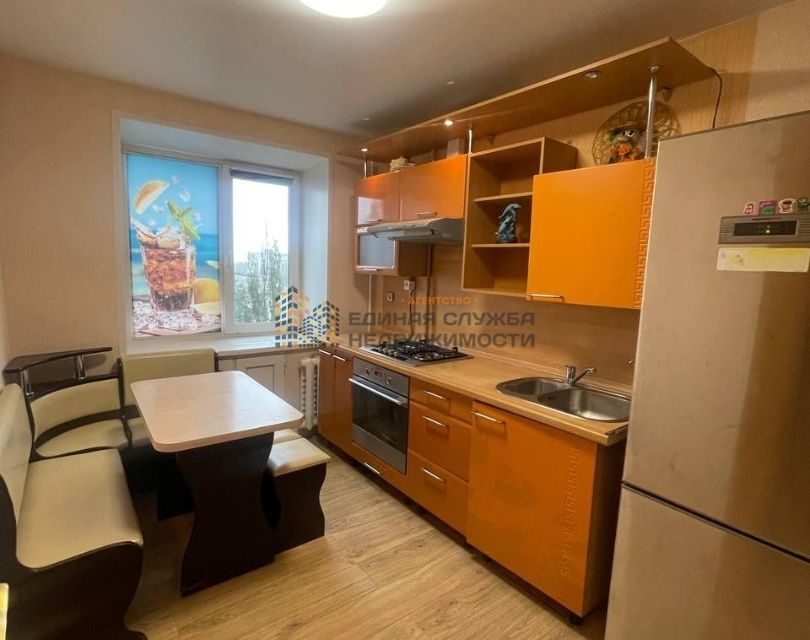 Сдаётся 2-комнатная квартира, 56 м²