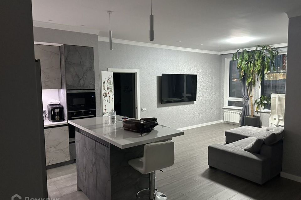 Продаётся 3-комнатная квартира, 83 м²
