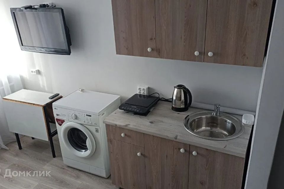 Продаётся 1-комнатная квартира, 13.5 м²