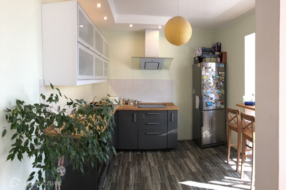 Продаётся 1-комнатная квартира, 43.4 м²