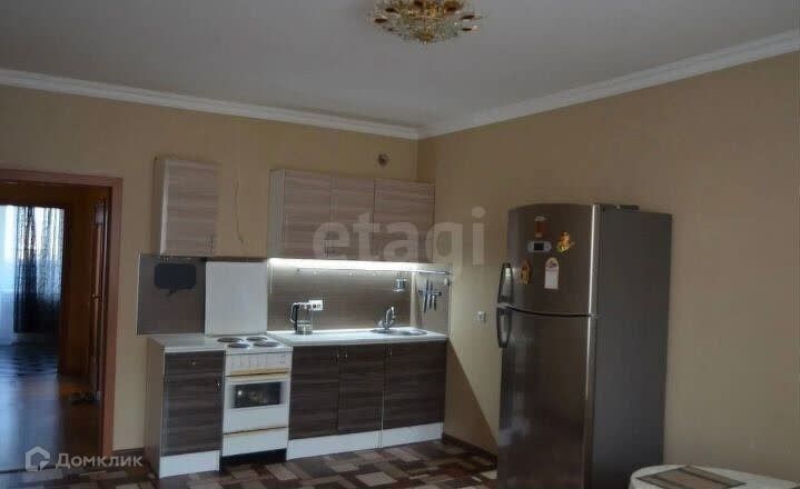 Сдаётся 2-комнатная квартира, 83.8 м²