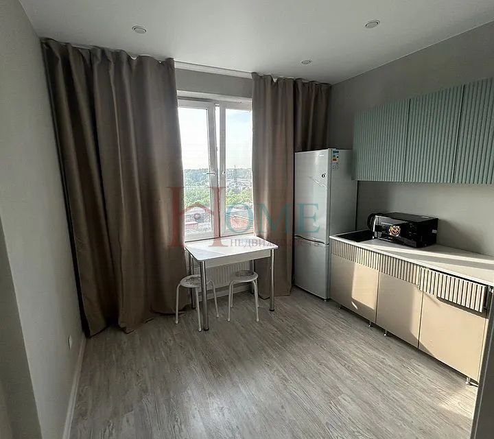 Сдаётся 1-комнатная квартира, 38 м²
