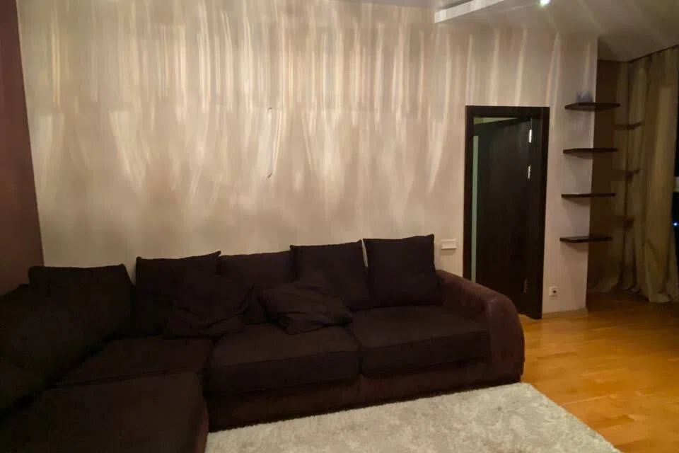 Сдаётся 2-комнатная квартира, 80 м²