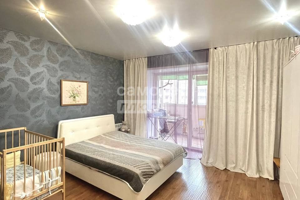 Продаётся 3-комнатная квартира, 100.1 м²