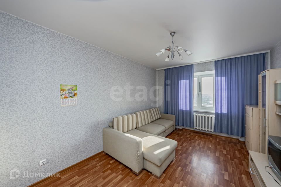 Продаётся 1-комнатная квартира, 42 м²