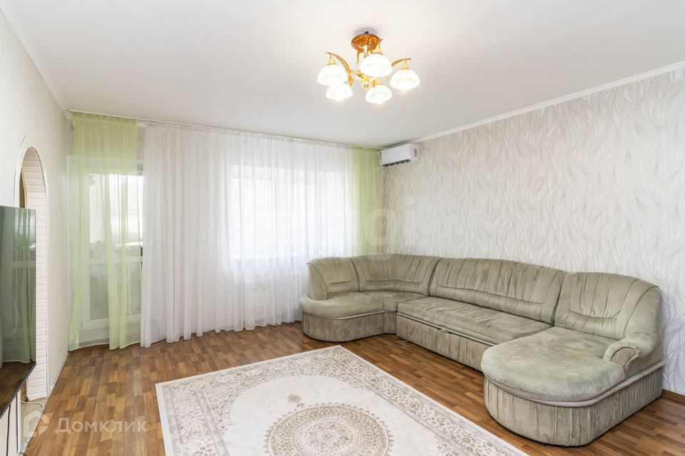 Продаётся 3-комнатная квартира, 111.6 м²