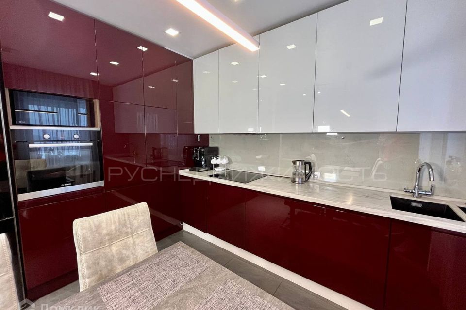 Продаётся 3-комнатная квартира, 76.2 м²